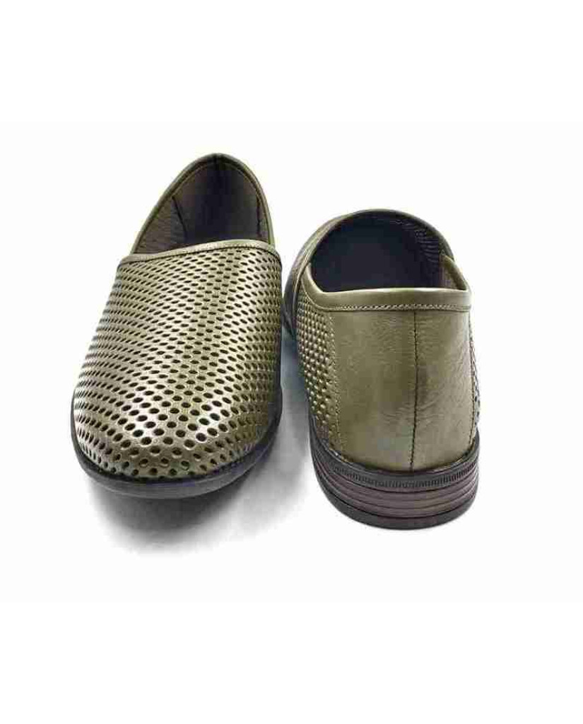 WC11: Balujas Olive summer shoe for men