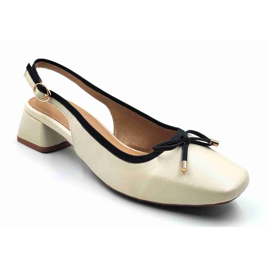 H-13 CHATTI Balujas Women Off-White Block Heel Belly