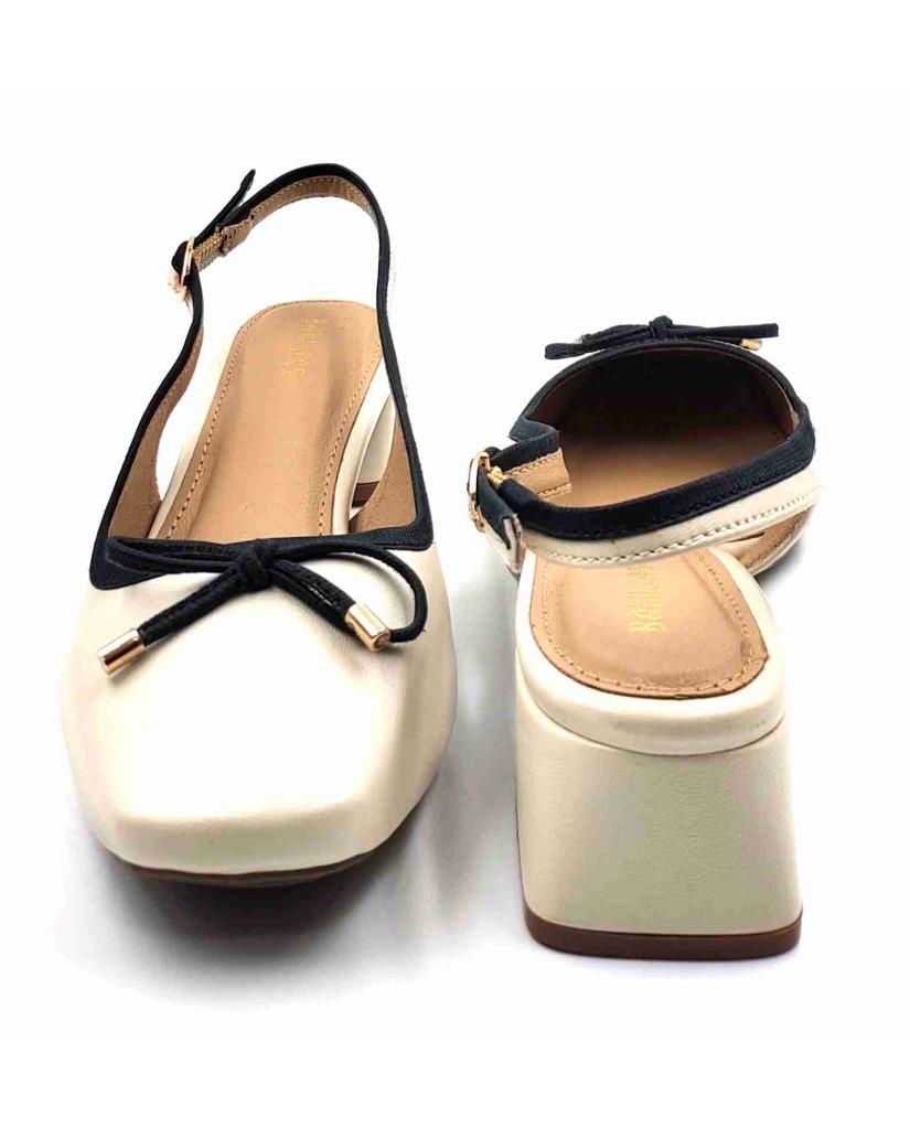 H-13 CHATTI Balujas Women Off-White Block Heel Belly